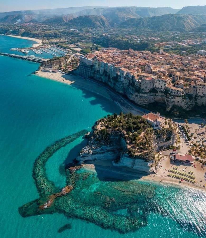 Ingrid Rooms Tropea Esterno foto